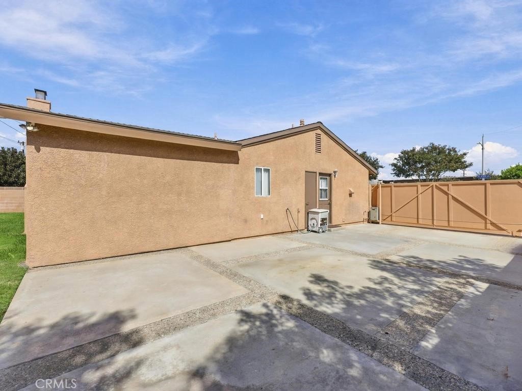 main property photo 41