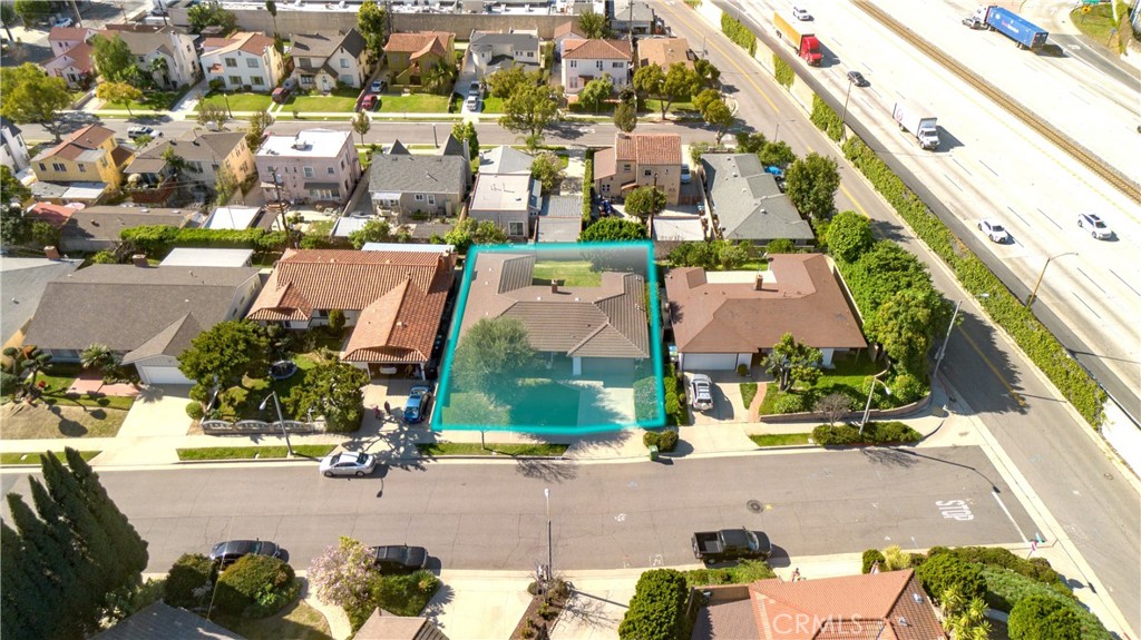 main property photo 44