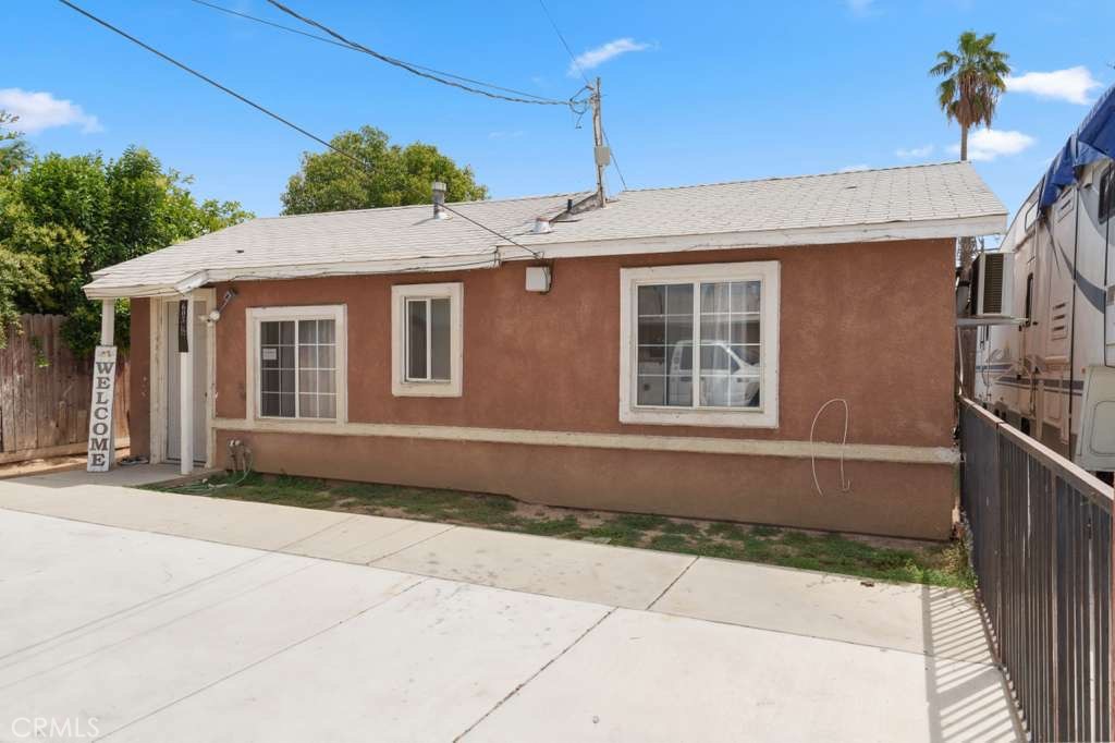main property photo 16