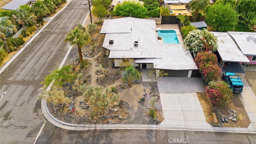 main property photo 19