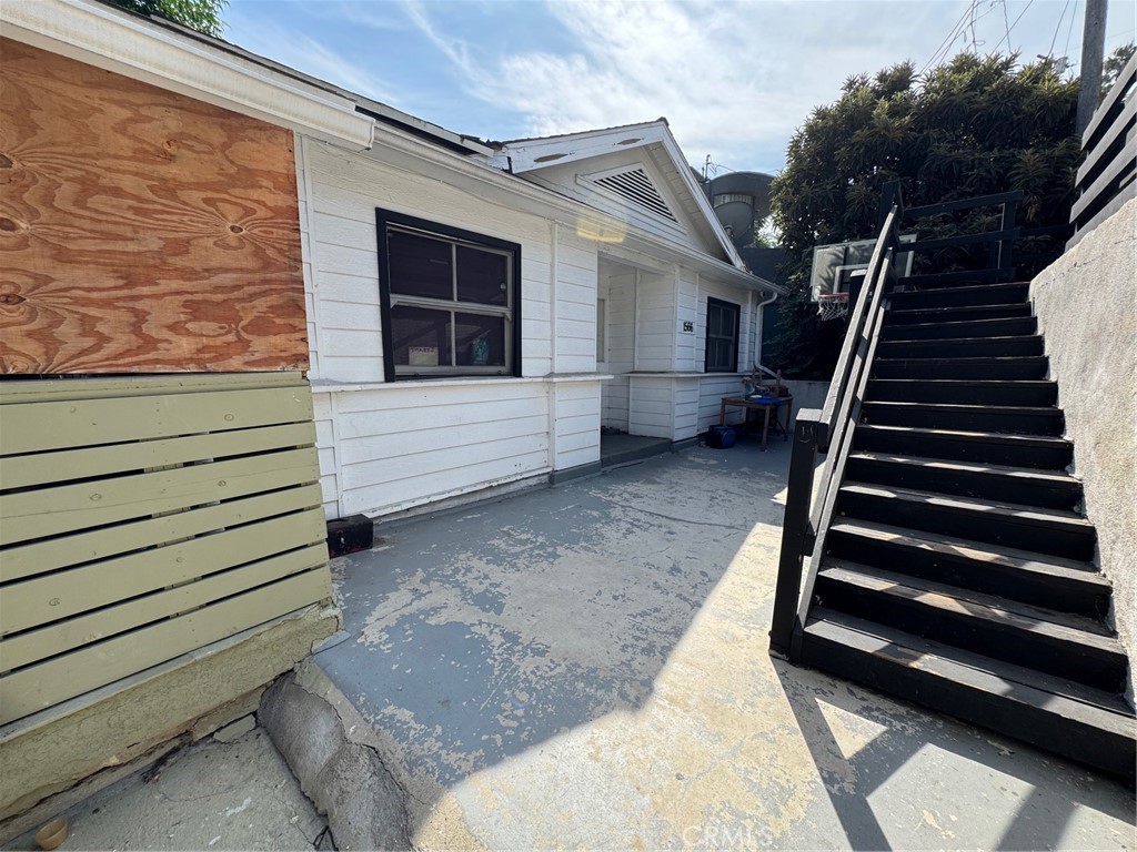 main property photo 5