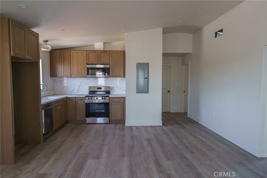 main property photo 70