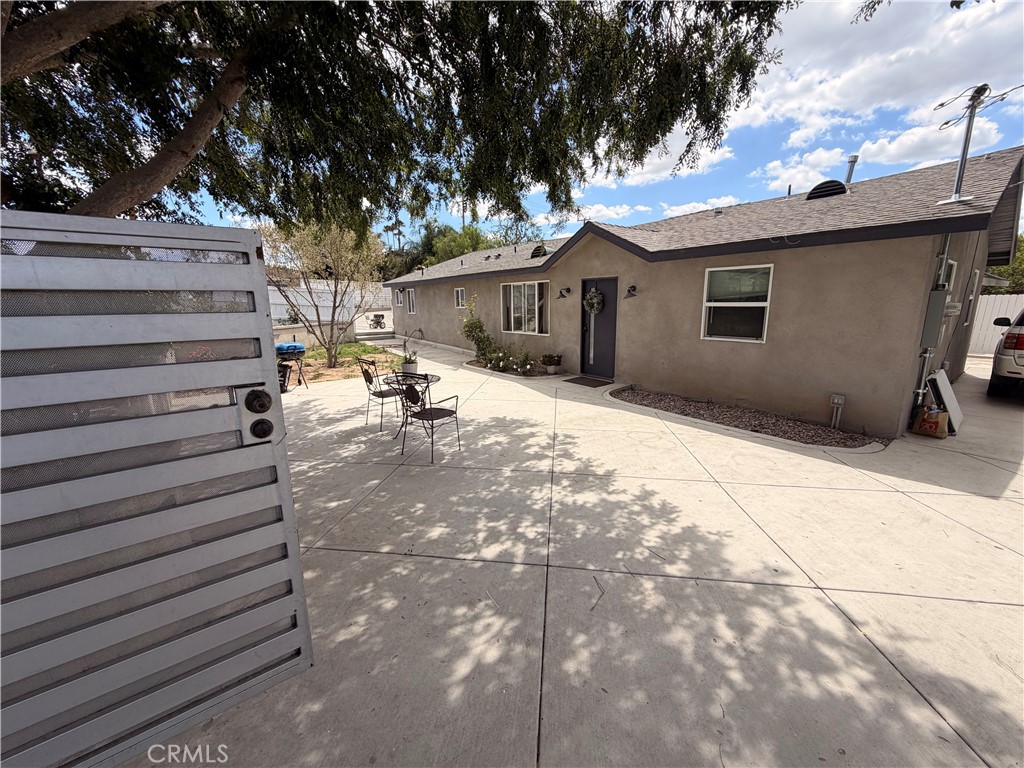 main property photo 5