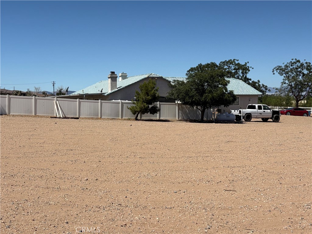 main property photo 6