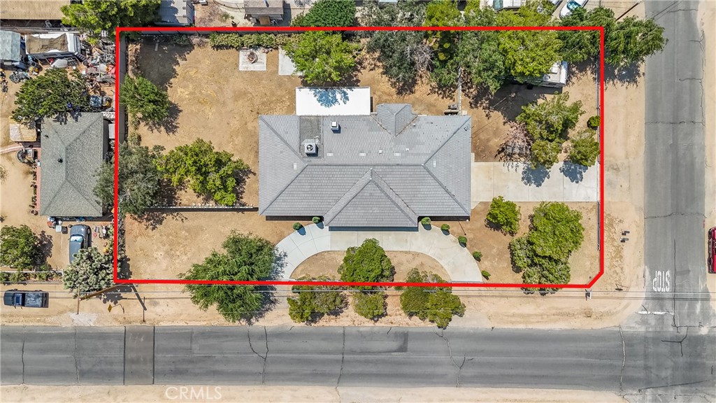 main property photo 38