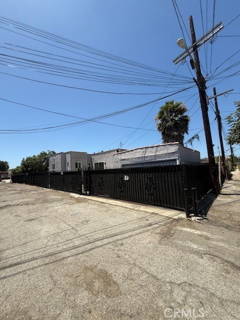 main property photo 29