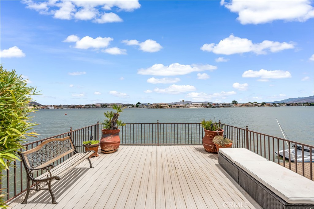 main property photo 45