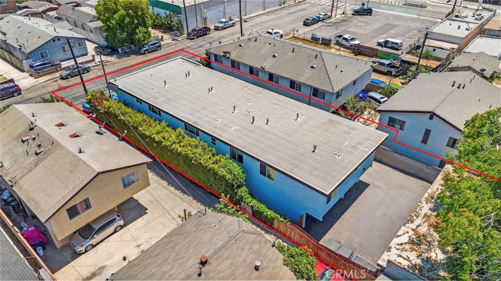 main property photo 16