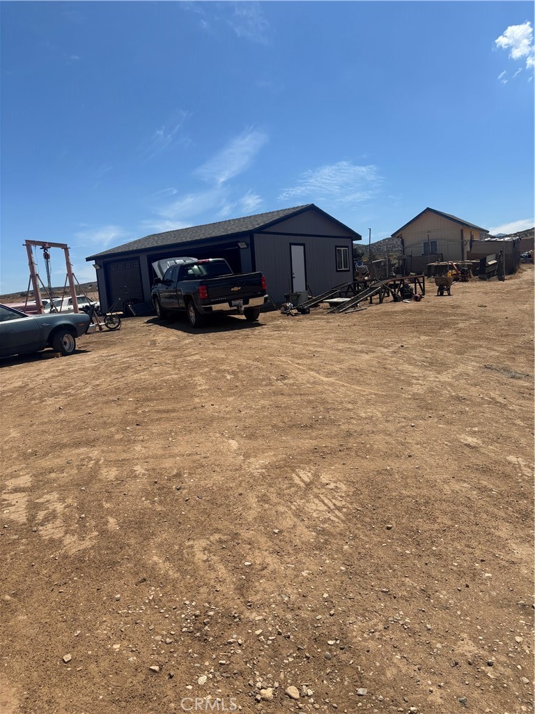 main property photo 9