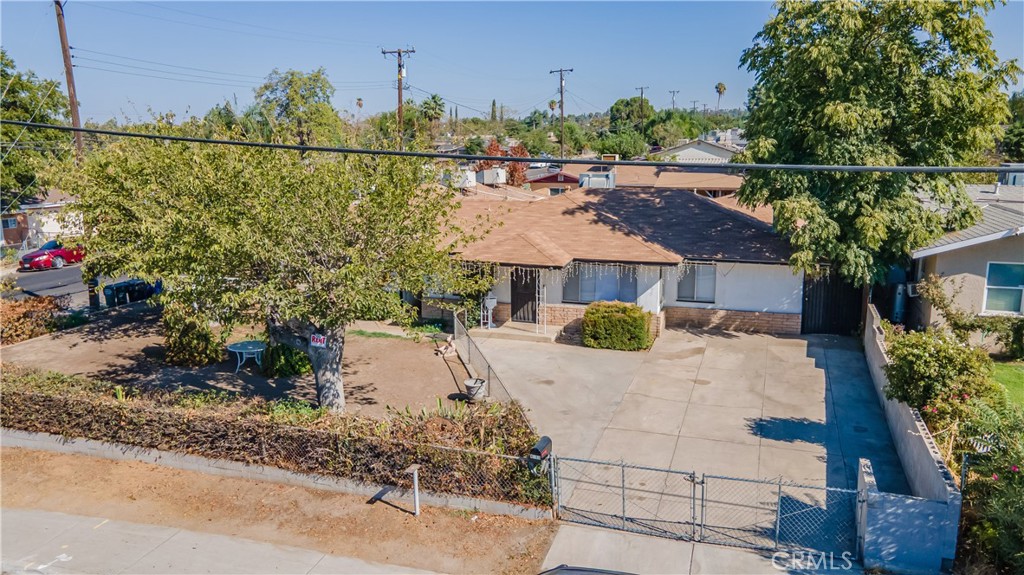 main property photo 50