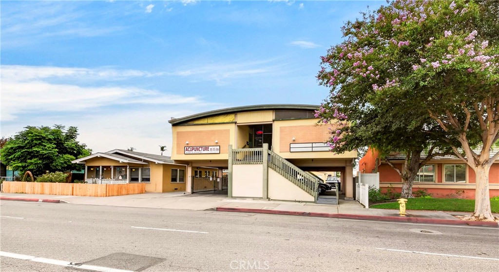 main property photo 14