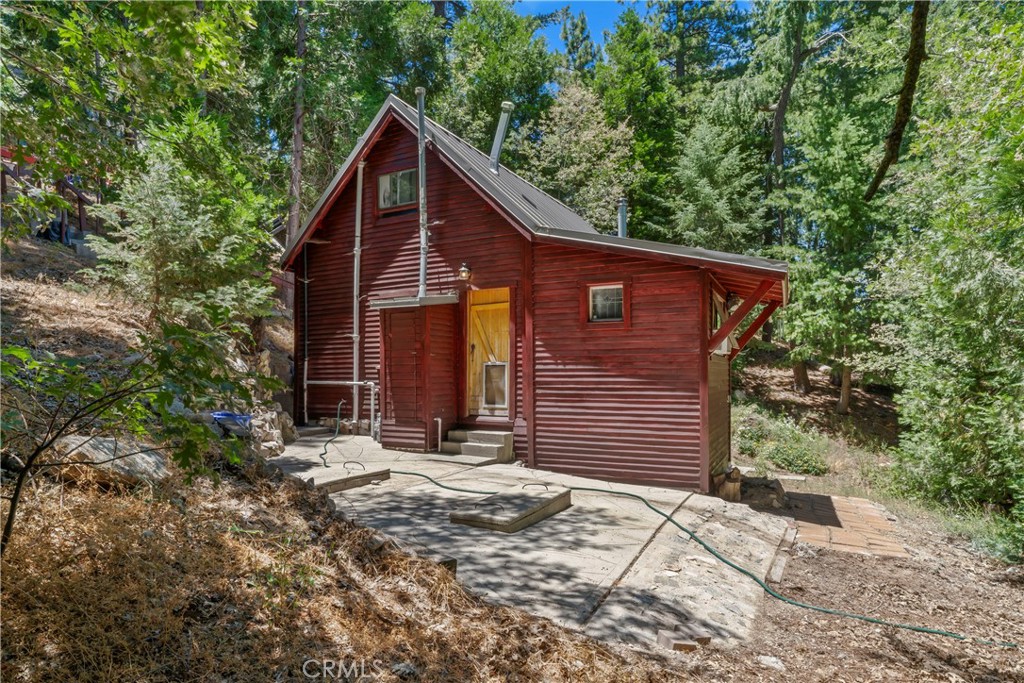 main property photo 32
