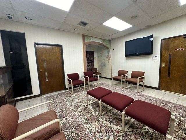 main property photo 17