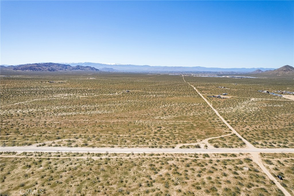 main property photo 13