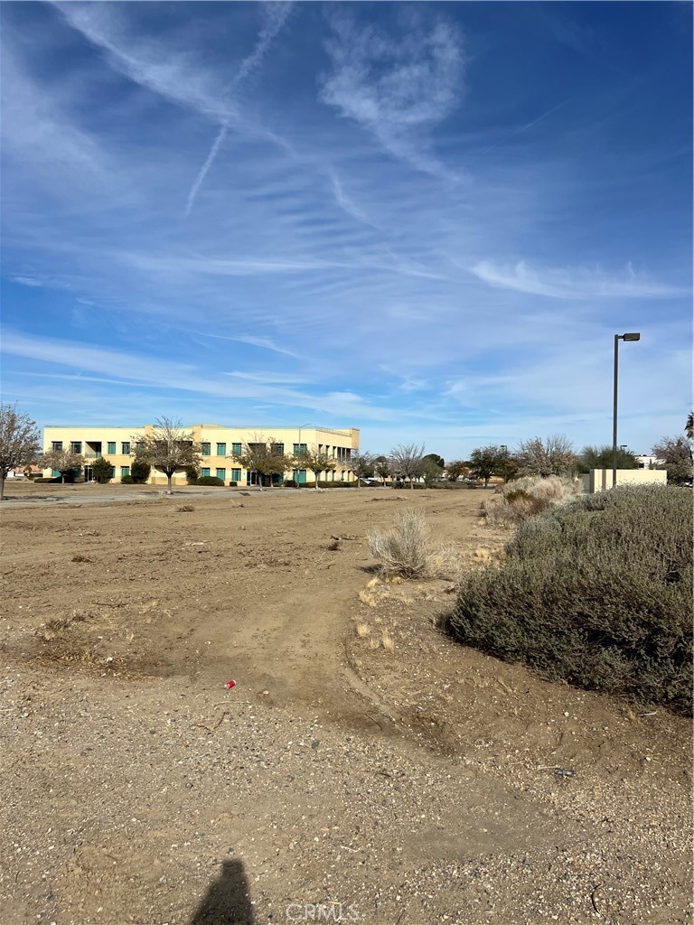 main property photo 8