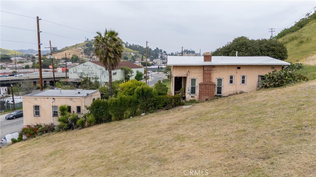 main property photo 10