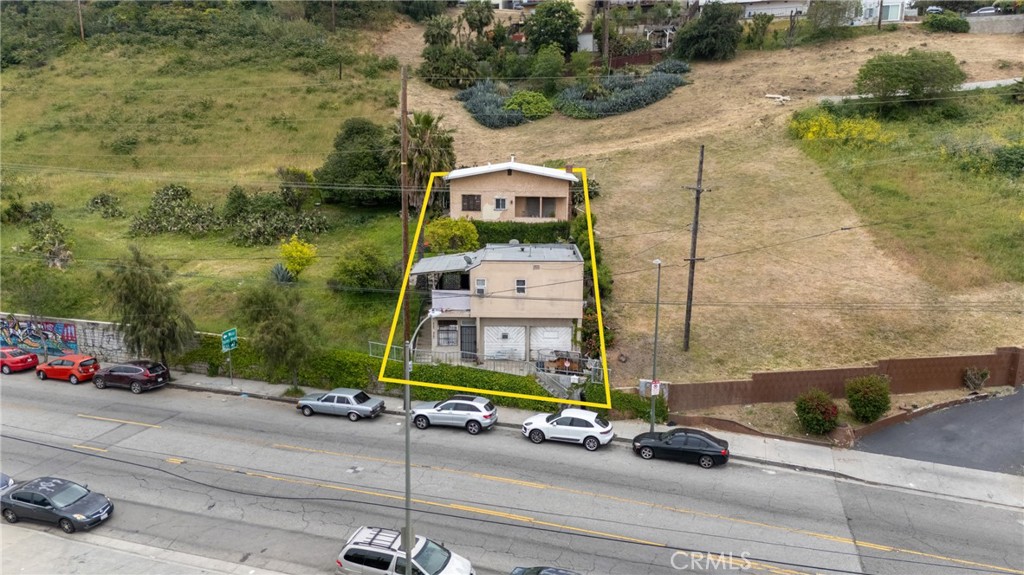 main property photo 25