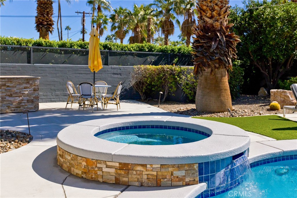 main property photo 38