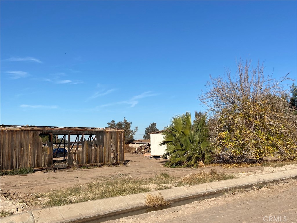 main property photo 7