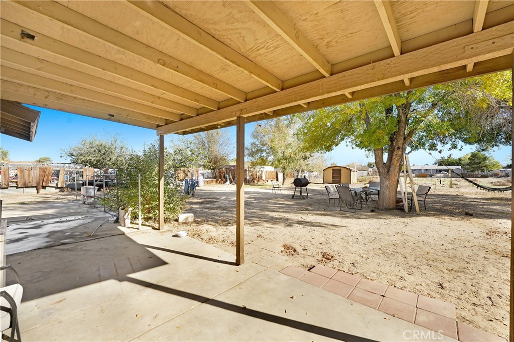 main property photo 17