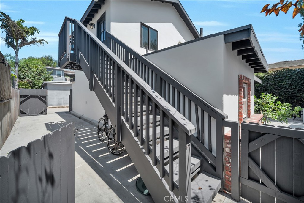 main property photo 51
