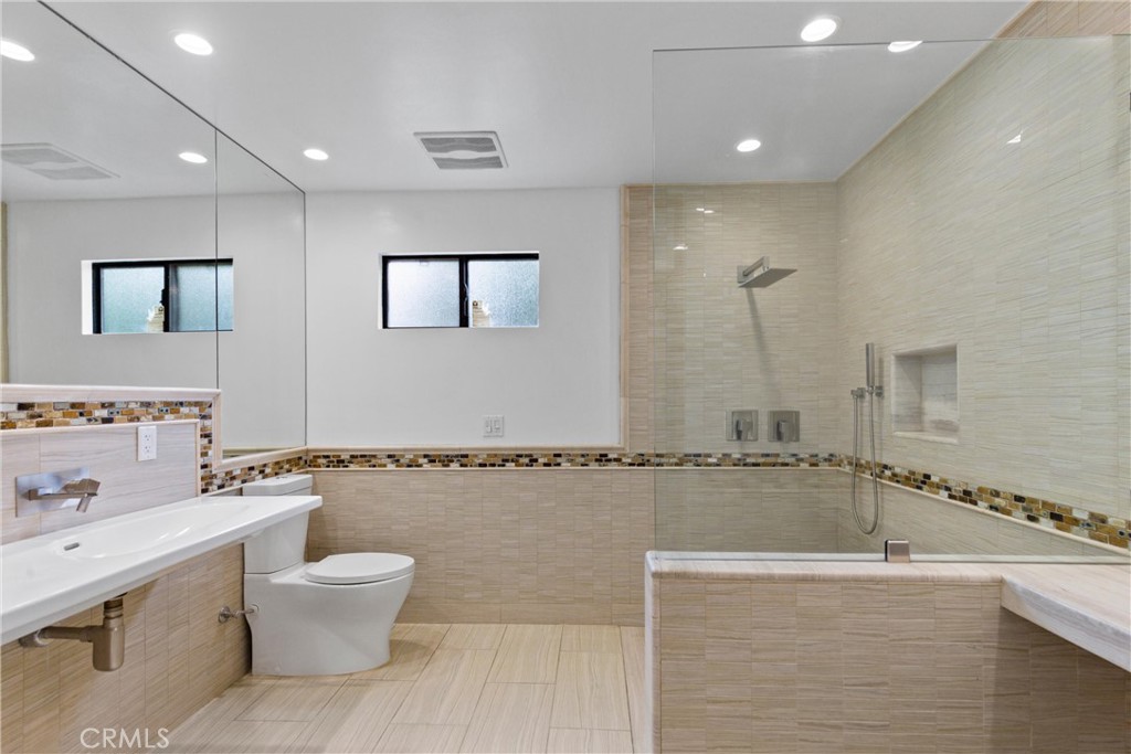 main property photo 69