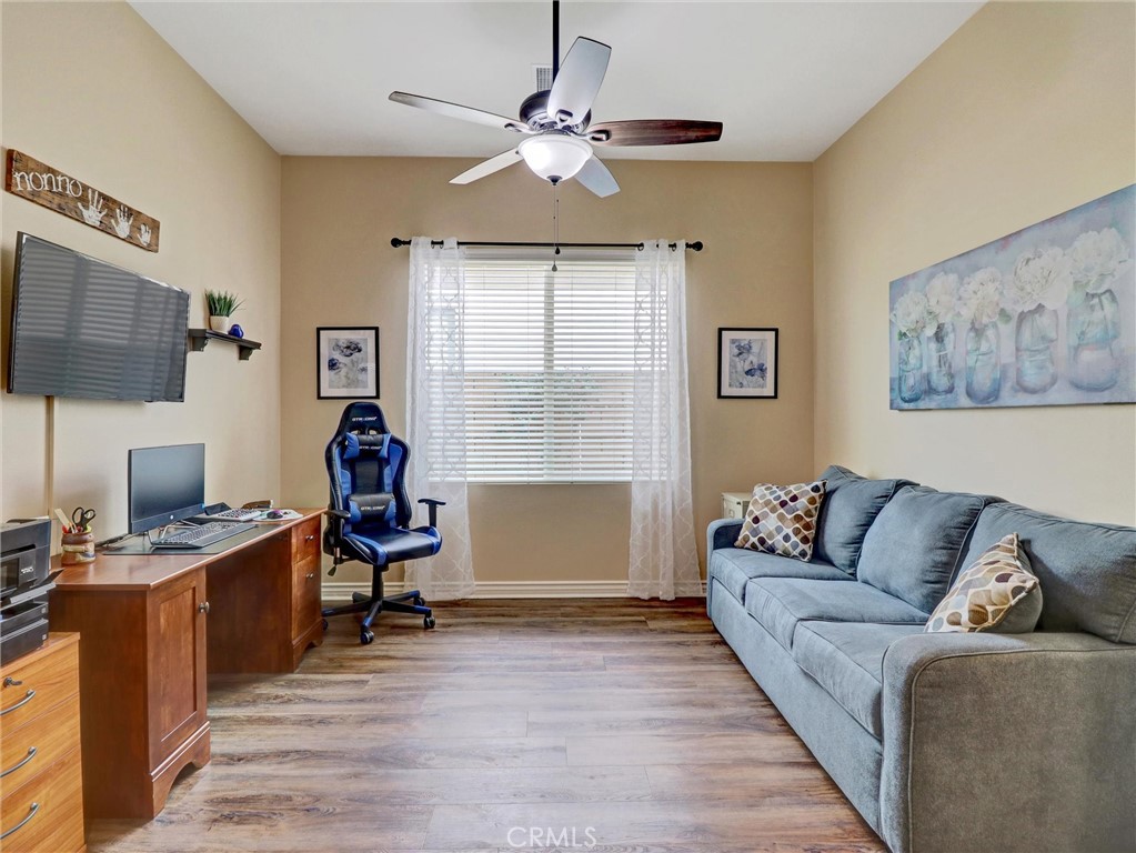 main property photo 19