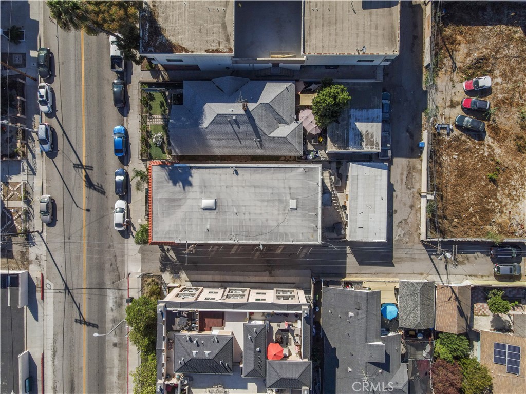 main property photo 13