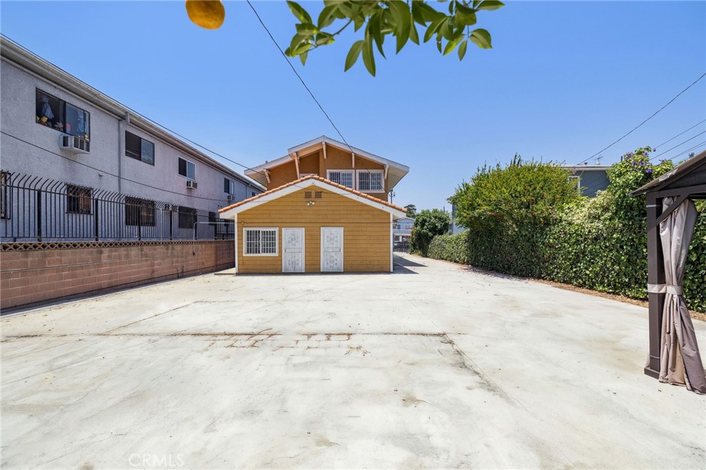 main property photo 54