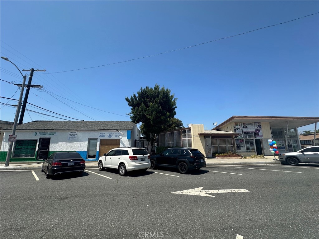 main property photo 18