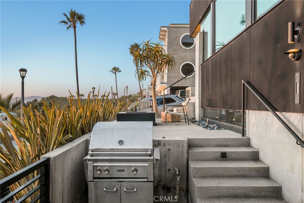 main property photo 63