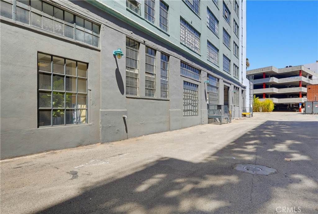 main property photo 45