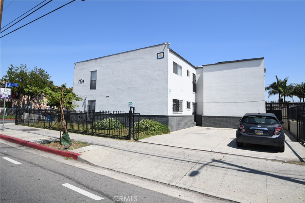 main property photo 42