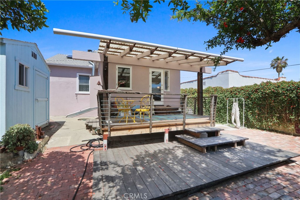 main property photo 17