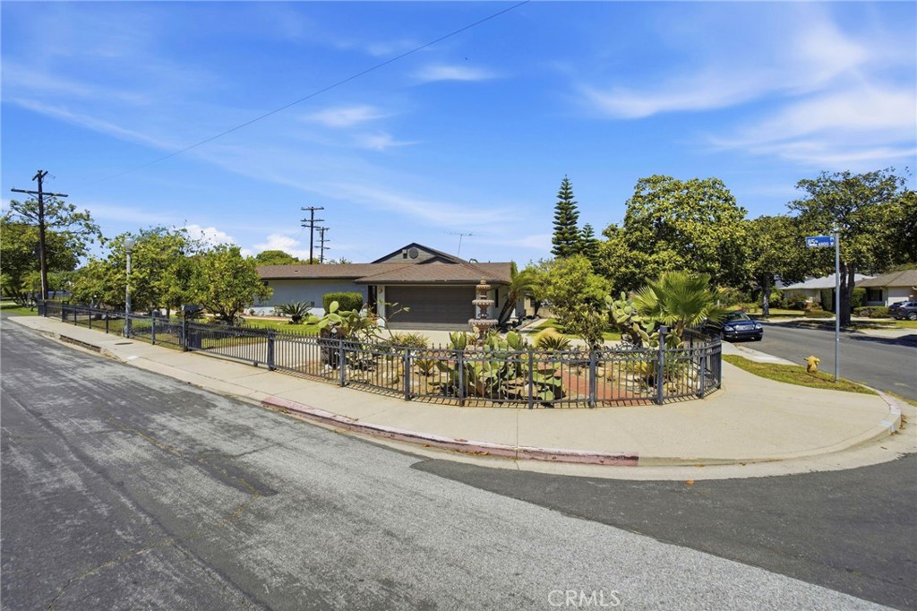 main property photo 54
