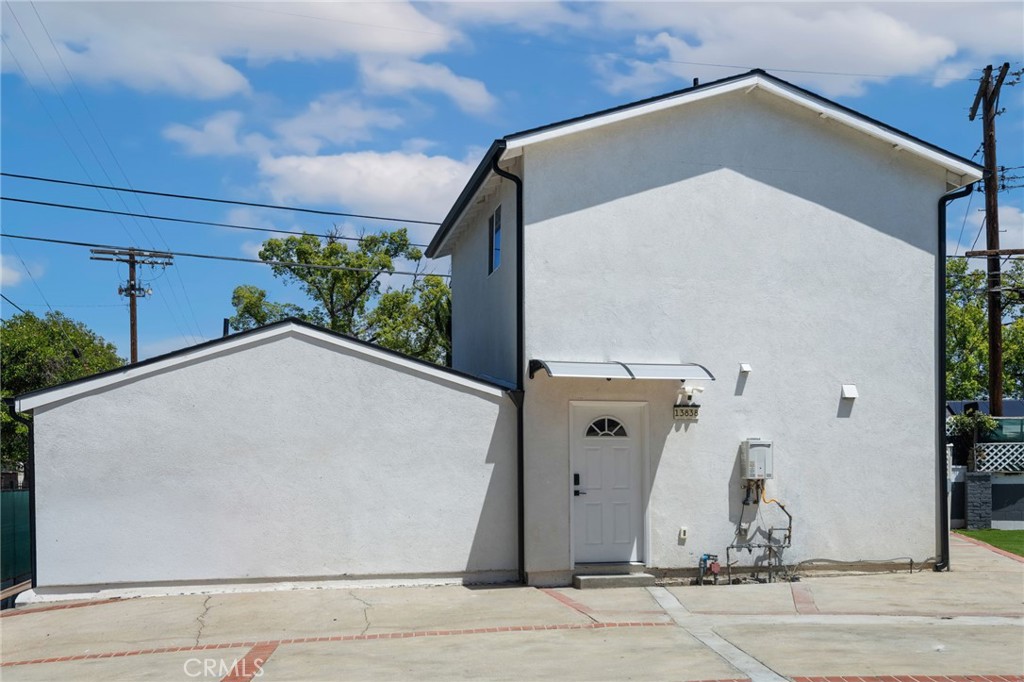 main property photo 39