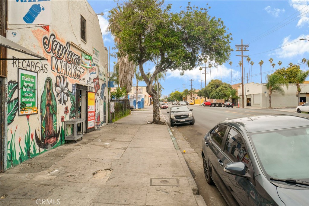 main property photo 4