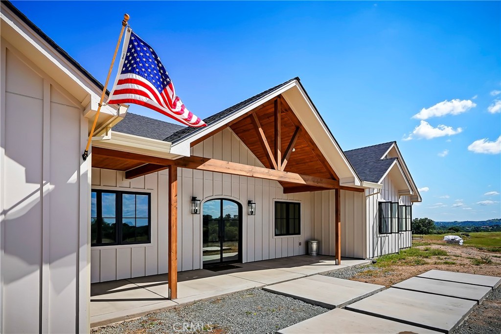 main property photo 64