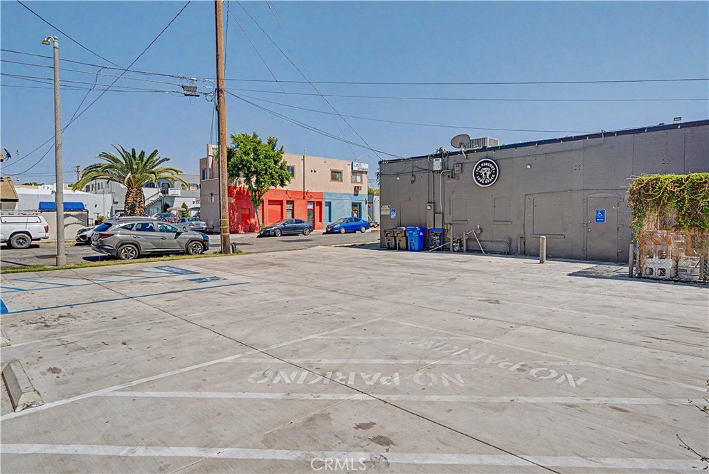 main property photo 25