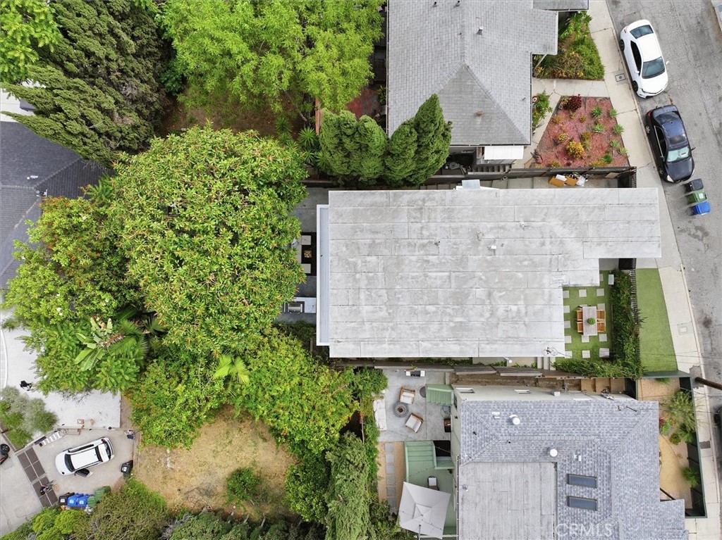main property photo 54