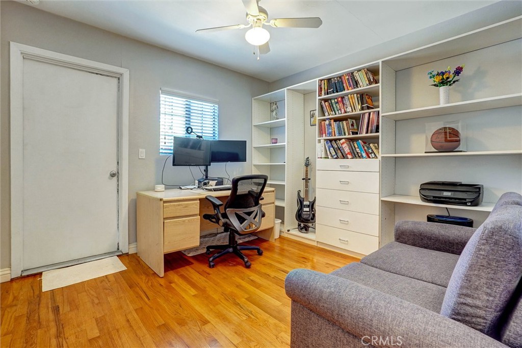 main property photo 27