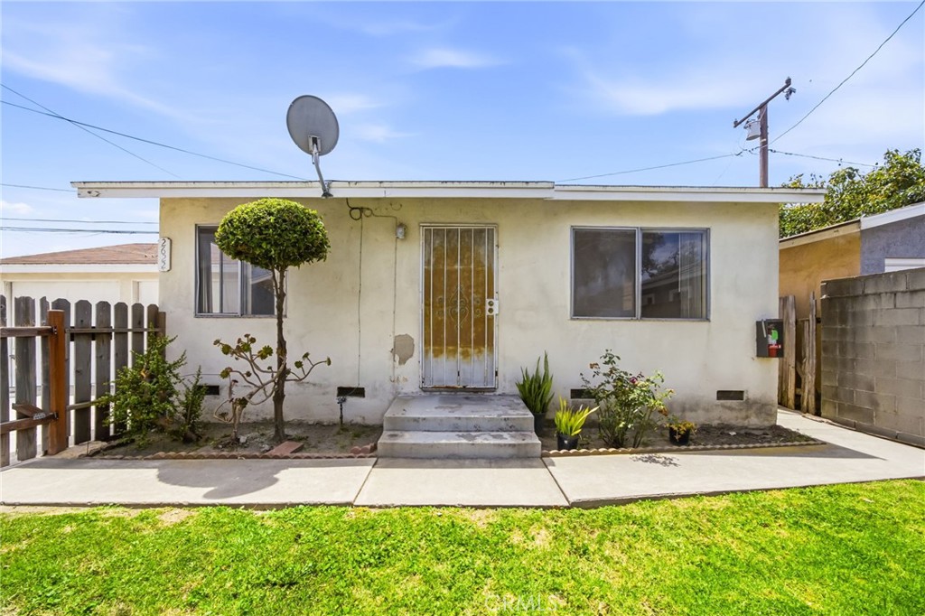 main property photo 26
