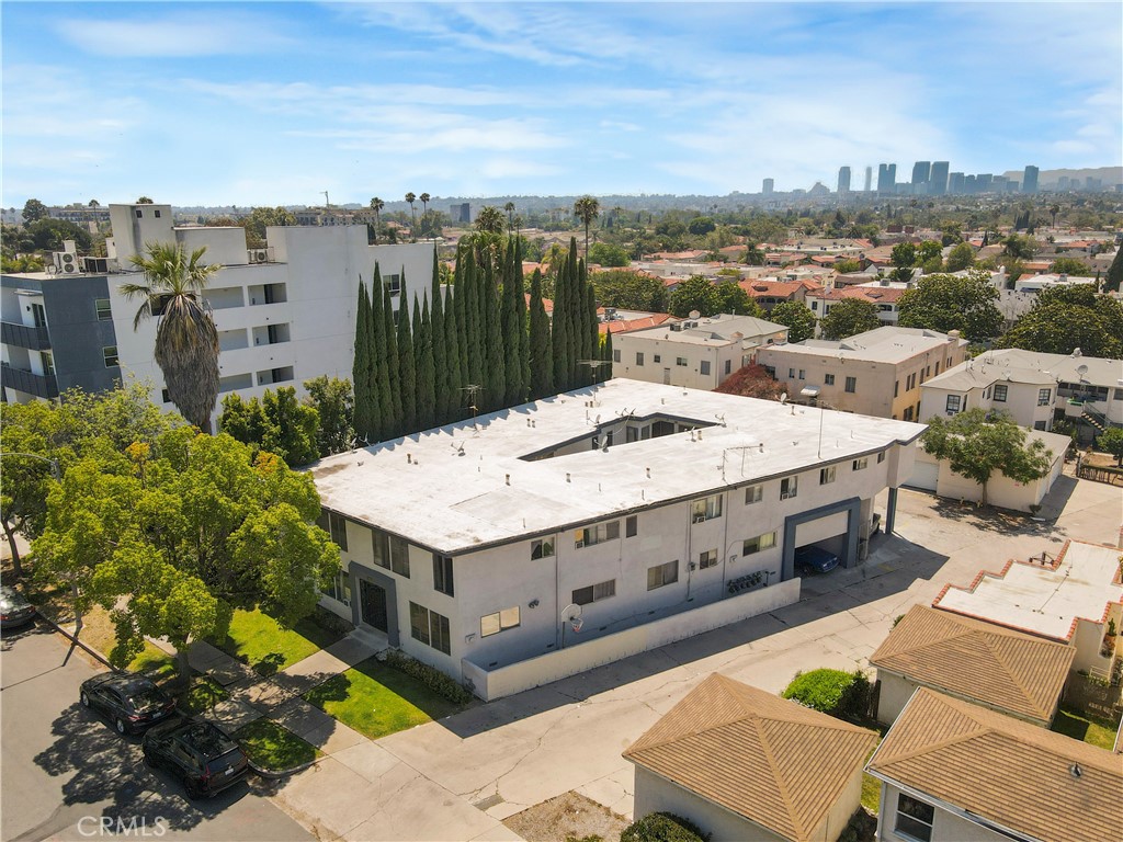 main property photo 16