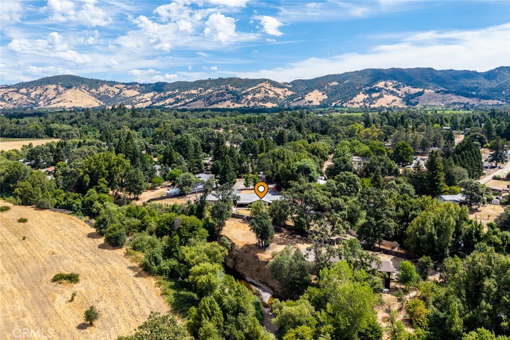 main property photo 40