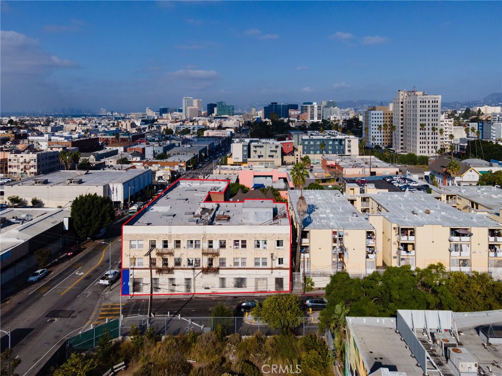 main property photo 6