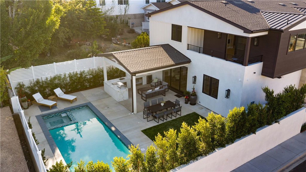 main property photo 73