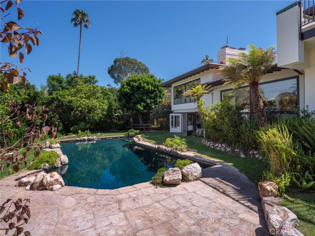 main property photo 47