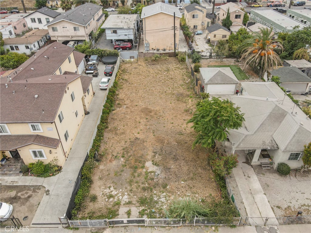 main property photo 7