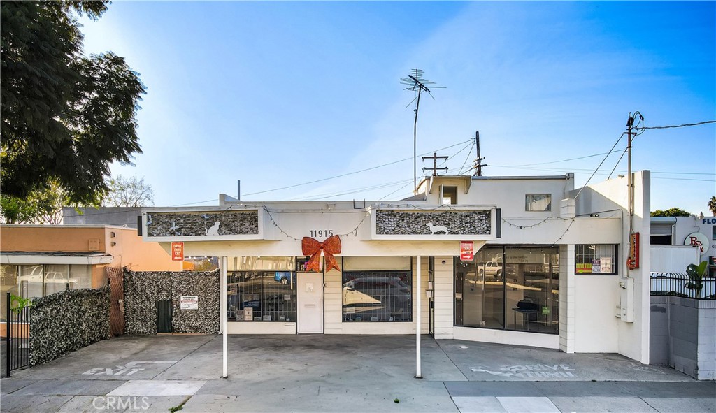 main property photo 7