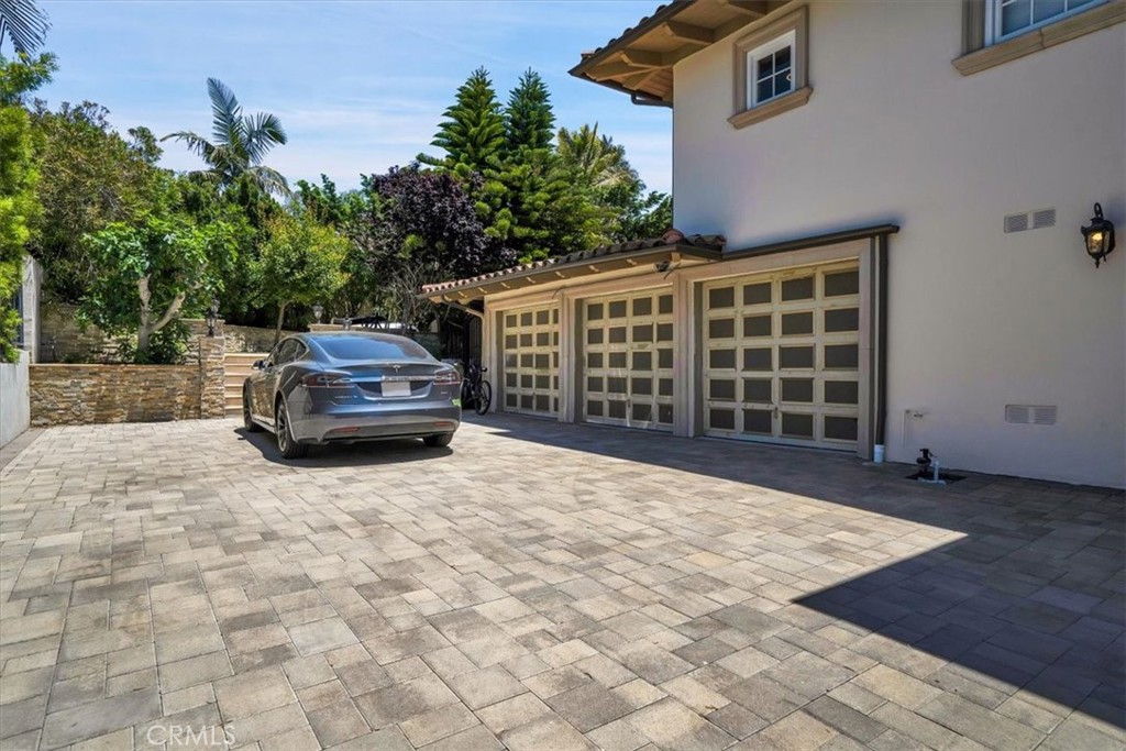 main property photo 74